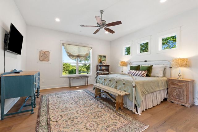 3870B Creek RD, Dripping Springs, TX 78620