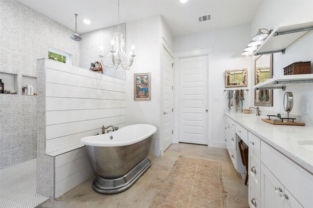 3870B Creek RD, Dripping Springs, TX 78620