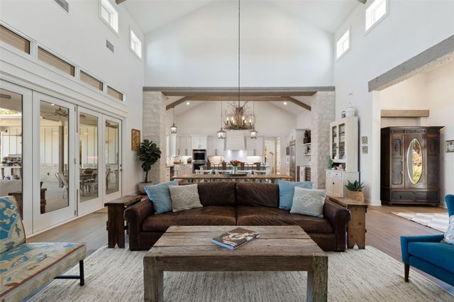 3870B Creek RD, Dripping Springs, TX 78620