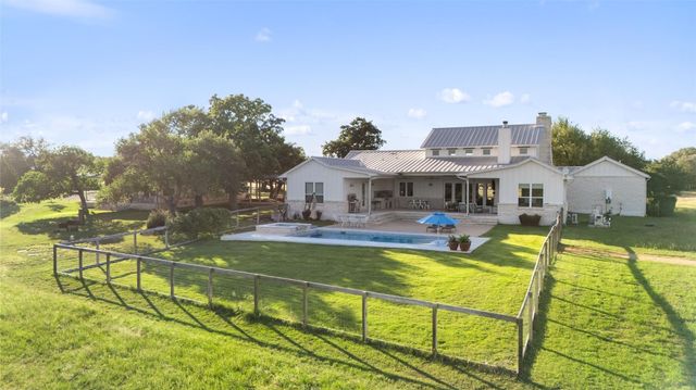 3870B Creek RD, Dripping Springs, TX 78620