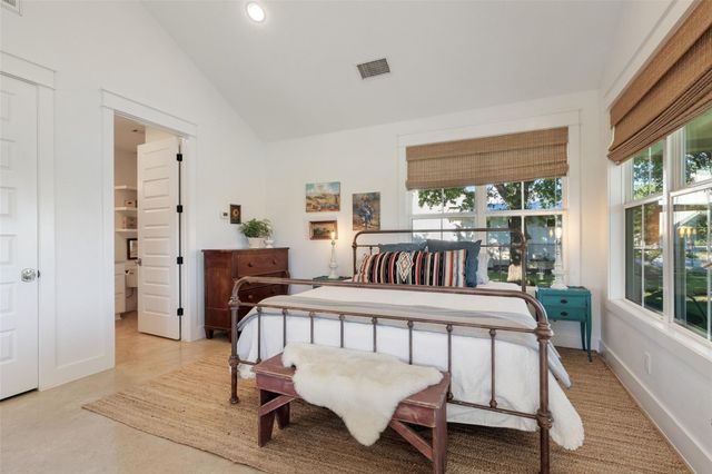 3870B Creek RD, Dripping Springs, TX 78620