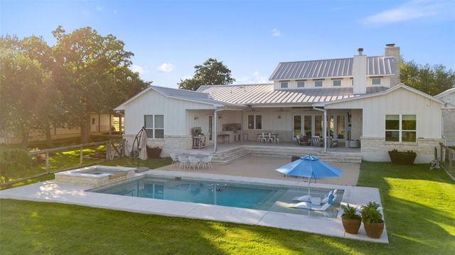 3870B Creek RD, Dripping Springs, TX 78620