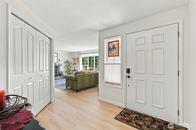 1903 NE Laurie Vei Loop, Poulsbo, WA 98370