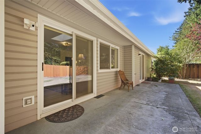1903 NE Laurie Vei Loop, Poulsbo, WA 98370