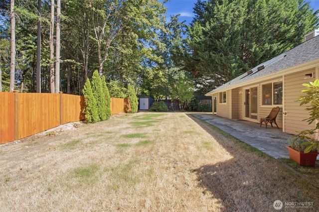 1903 NE Laurie Vei Loop, Poulsbo, WA 98370
