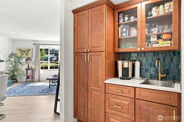 1903 NE Laurie Vei Loop, Poulsbo, WA 98370