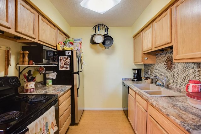 1272 Poppyseed Drive, New Brighton, MN 55112