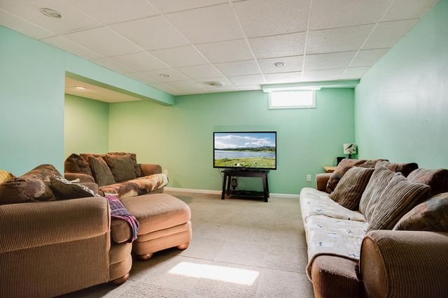 1272 Poppyseed Drive, New Brighton, MN 55112