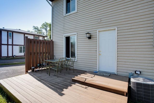 1272 Poppyseed Drive, New Brighton, MN 55112