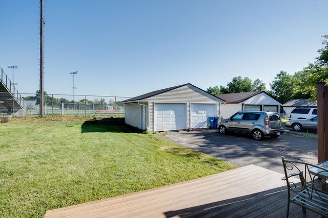 1272 Poppyseed Drive, New Brighton, MN 55112