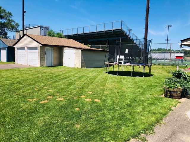 1272 Poppyseed Drive, New Brighton, MN 55112