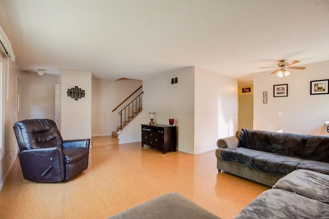 1272 Poppyseed Drive, New Brighton, MN 55112