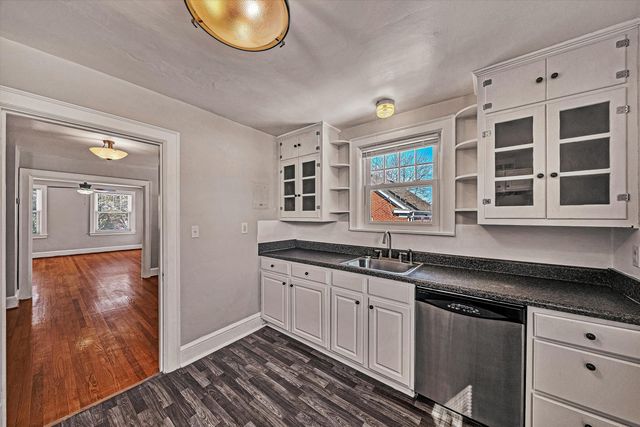 2803 Burton AVE, Roanoke, VA 24012