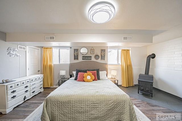 2109 E John Adams Parkway, Idaho Falls, ID 83401