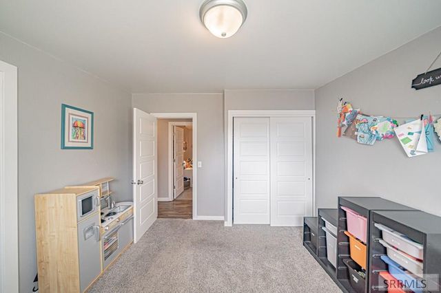 2109 E John Adams Parkway, Idaho Falls, ID 83401