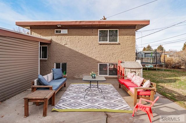 2109 E John Adams Parkway, Idaho Falls, ID 83401