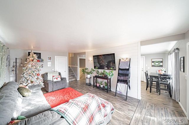 2109 E John Adams Parkway, Idaho Falls, ID 83401