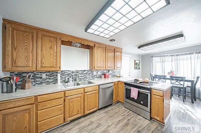 2109 E John Adams Parkway, Idaho Falls, ID 83401