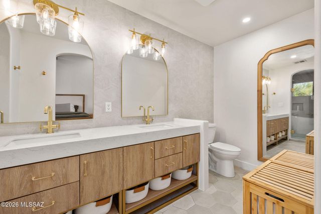 5555 N Sundance Place, Tucson, AZ 85718