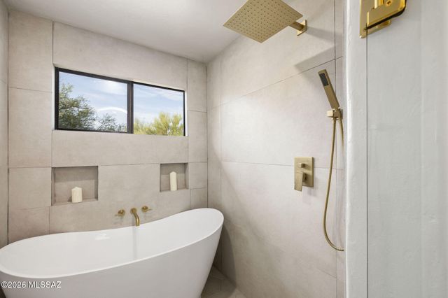 5555 N Sundance Place, Tucson, AZ 85718