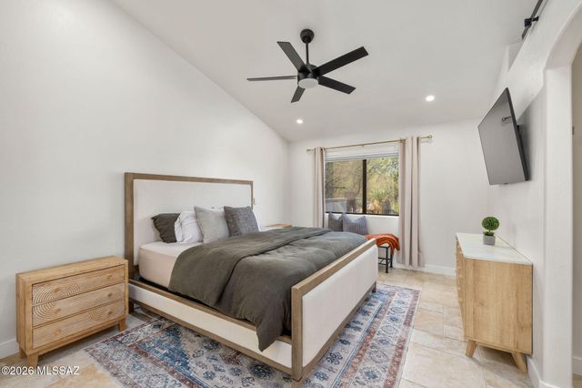 5555 N Sundance Place, Tucson, AZ 85718