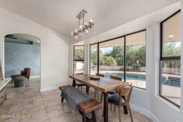 5555 N Sundance Place, Tucson, AZ 85718