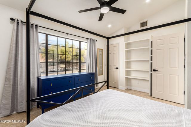 5555 N Sundance Place, Tucson, AZ 85718