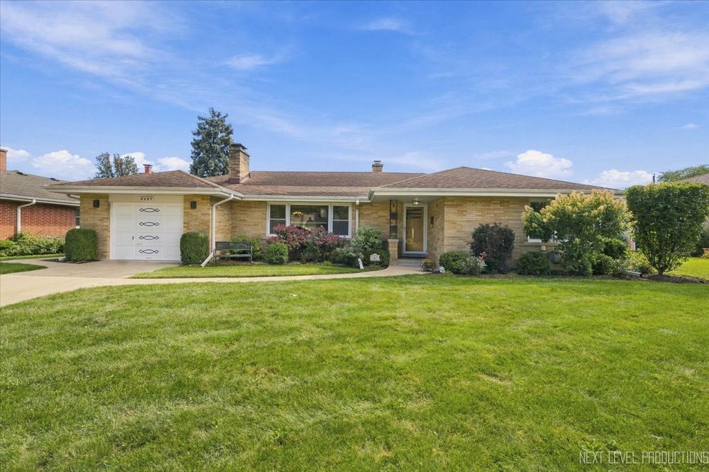 6447 ELDORADO Drive, Morton Grove, IL 60053
