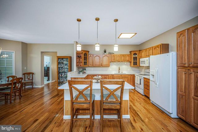 1803 SHENANDOAH CROSSING DR, Gordonsville, VA 22942