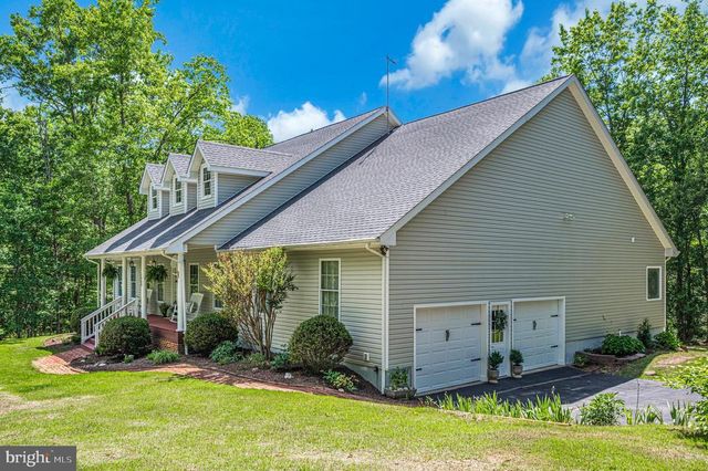 1803 SHENANDOAH CROSSING DR, Gordonsville, VA 22942