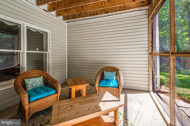 1803 SHENANDOAH CROSSING DR, Gordonsville, VA 22942