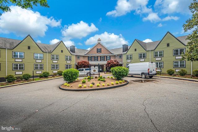 1803 SHENANDOAH CROSSING DR, Gordonsville, VA 22942