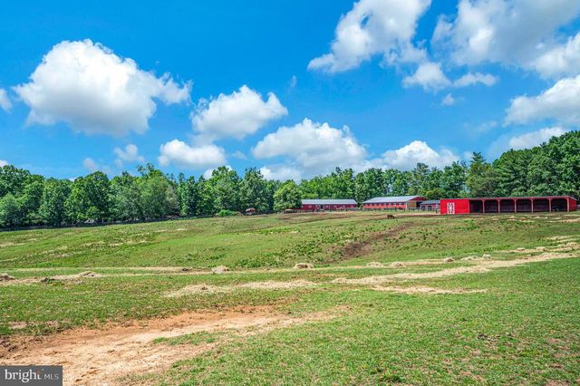 1803 SHENANDOAH CROSSING DR, Gordonsville, VA 22942