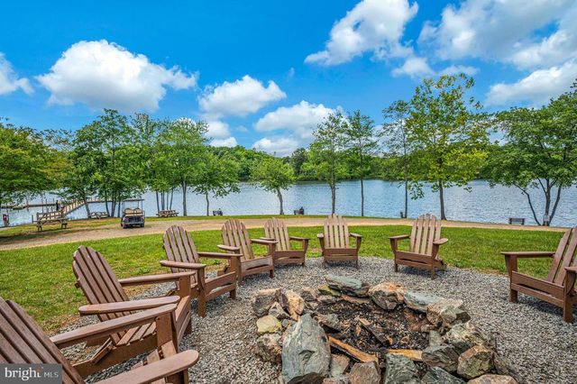 1803 SHENANDOAH CROSSING DR, Gordonsville, VA 22942