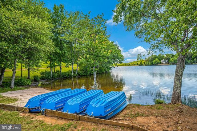 1803 SHENANDOAH CROSSING DR, Gordonsville, VA 22942