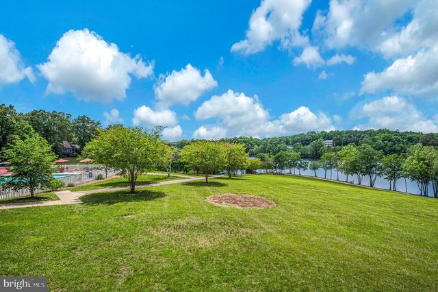 1803 SHENANDOAH CROSSING DR, Gordonsville, VA 22942