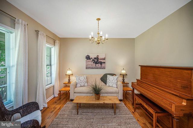 1803 SHENANDOAH CROSSING DR, Gordonsville, VA 22942