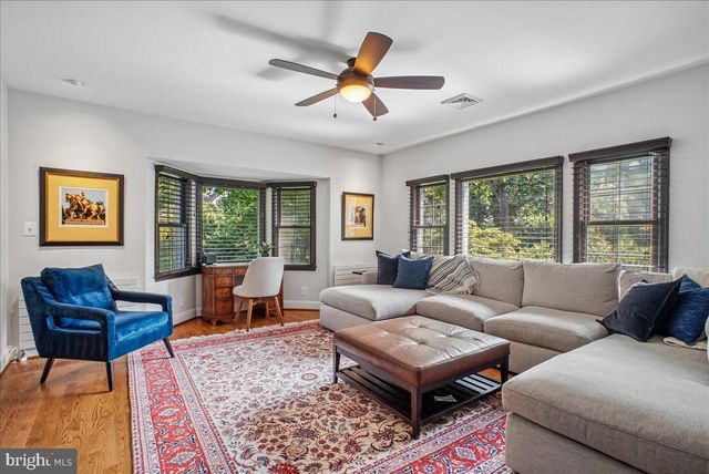3830 N UPLAND ST, Arlington, VA 22207