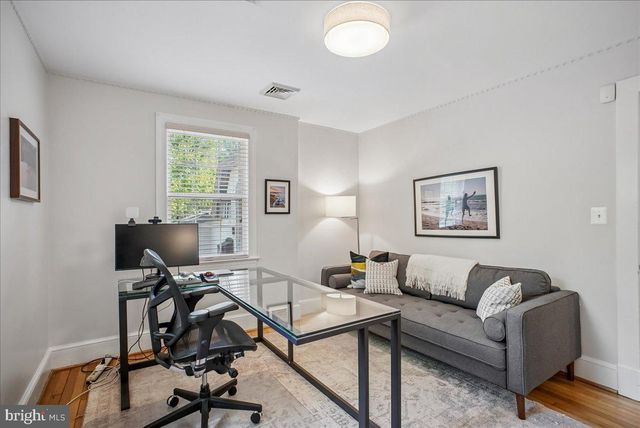 3830 N UPLAND ST, Arlington, VA 22207