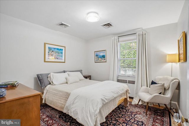 3830 N UPLAND ST, Arlington, VA 22207