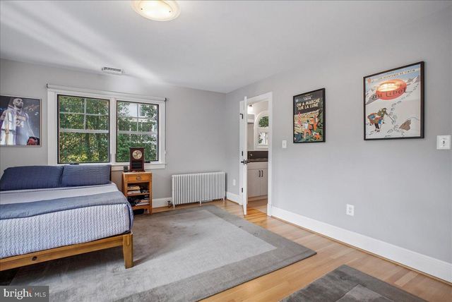 3830 N UPLAND ST, Arlington, VA 22207