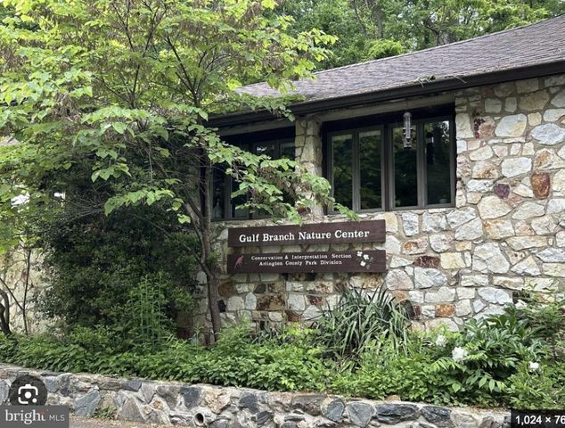 3830 N UPLAND ST, Arlington, VA 22207