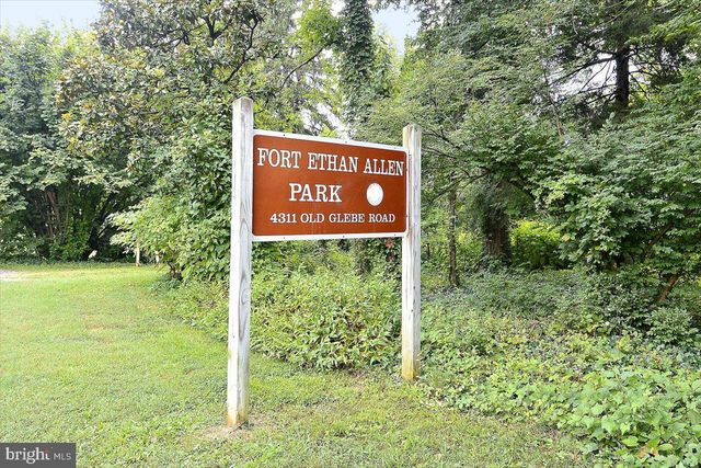 3830 N UPLAND ST, Arlington, VA 22207