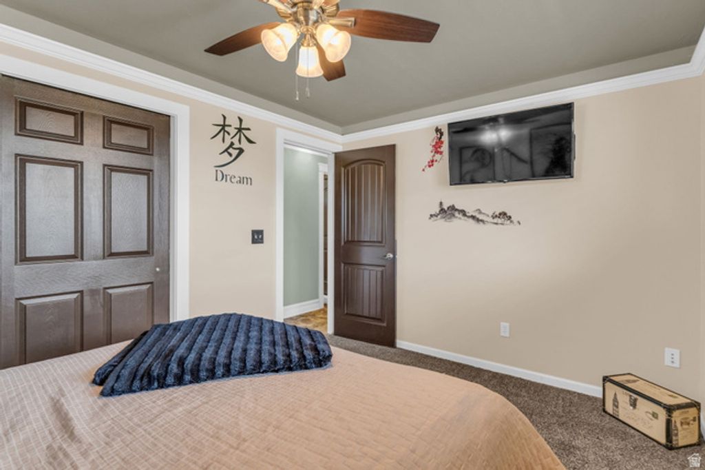 Image 16 of property listing at 2774 E WILLOW WICK DR, Sandy, UT 84093