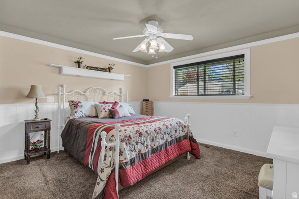Image 17 of property listing at 2774 E WILLOW WICK DR, Sandy, UT 84093
