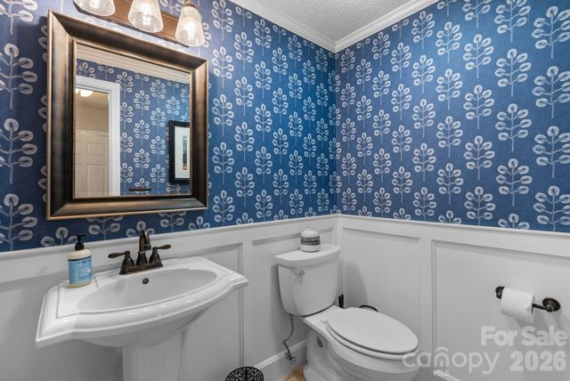 15 Forest Ridge Lane, Weaverville, NC 28787
