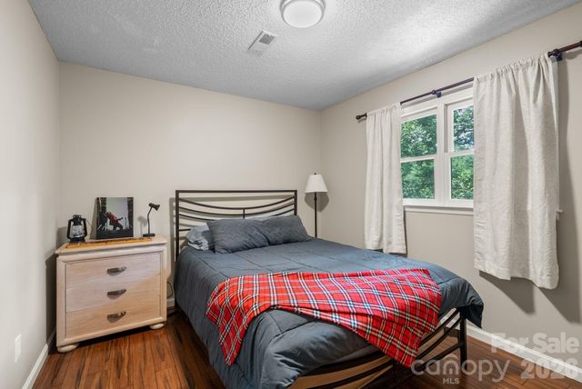 15 Forest Ridge Lane, Weaverville, NC 28787