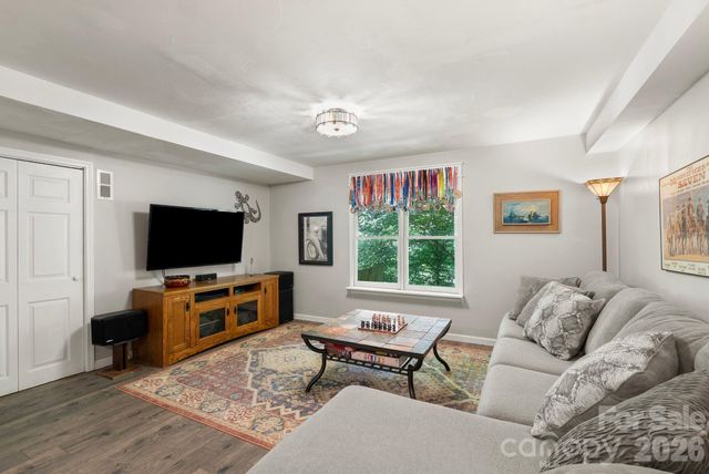 15 Forest Ridge Lane, Weaverville, NC 28787