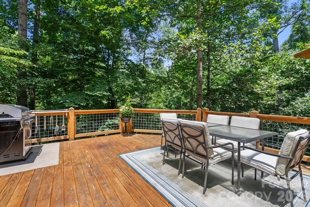 15 Forest Ridge Lane, Weaverville, NC 28787