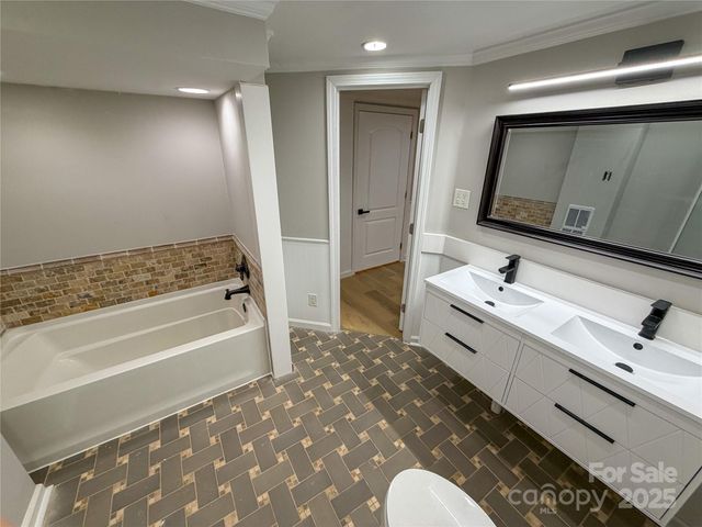 130 Powder Horn Road, Mooresville, NC 28115